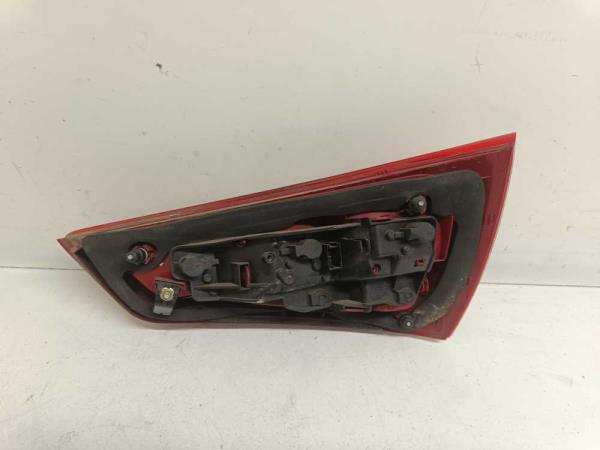 FEU ARRIERE GAUCHE AUDI A1 - Vue 2